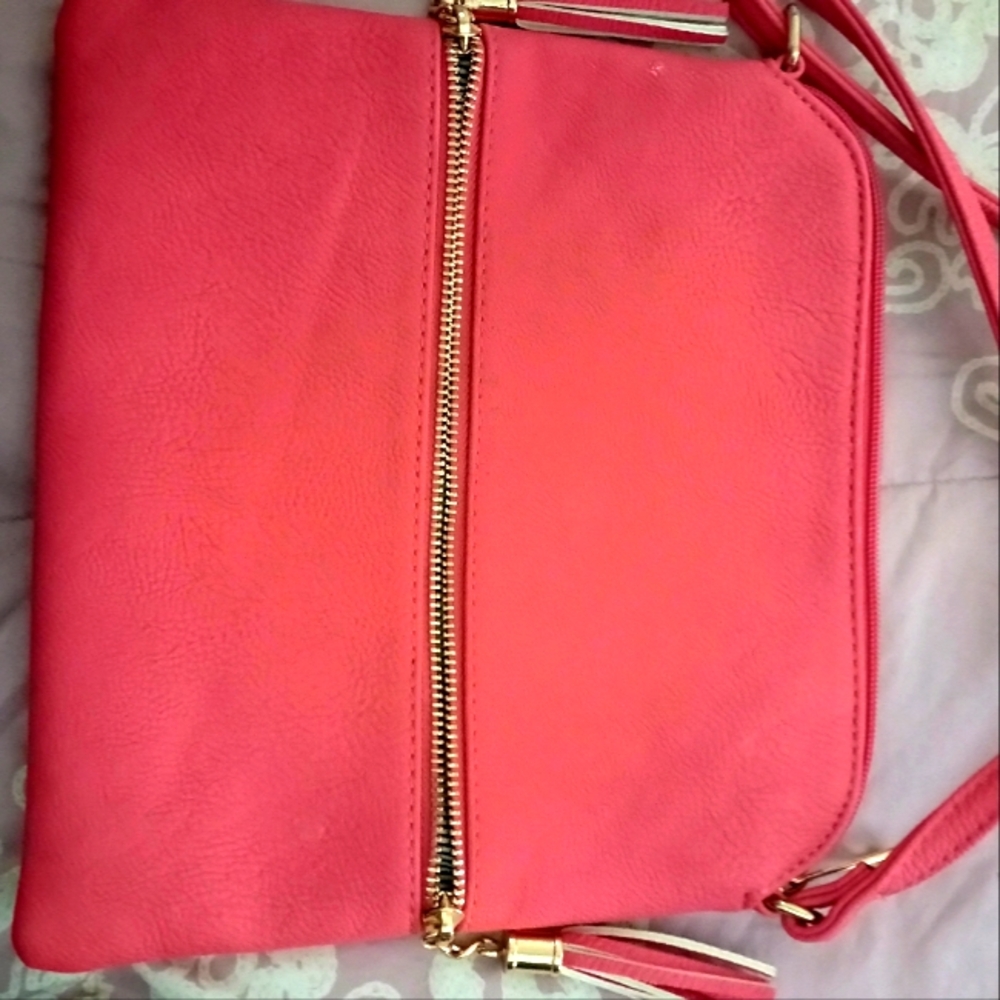 Pretty pink crossbody